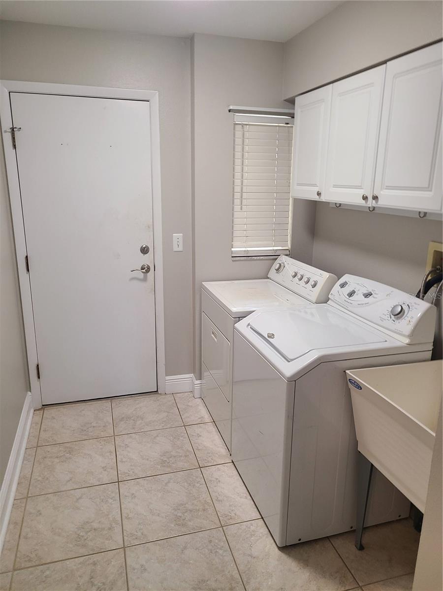 Image 37 of 51 For 760 Moorland Lane