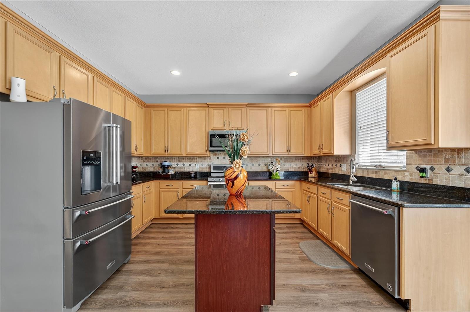 Image 18 of 89 For 8448 Lagerfeld Drive