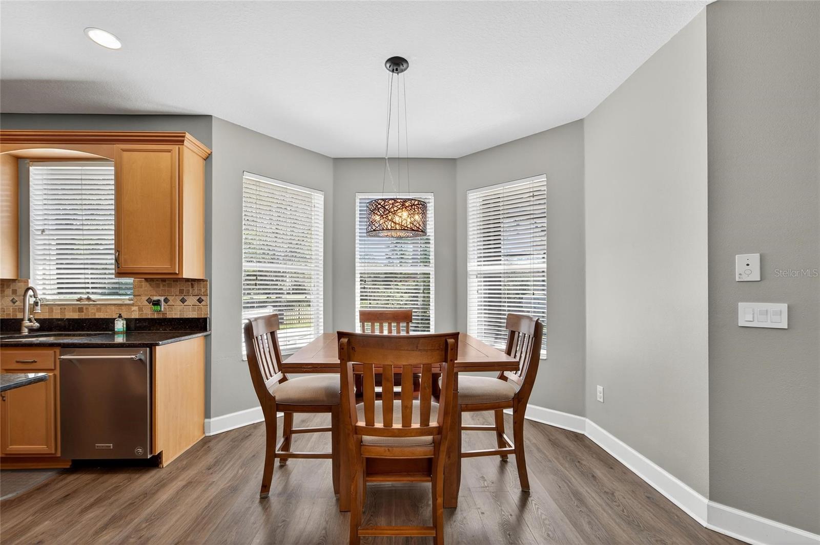 Image 25 of 89 For 8448 Lagerfeld Drive