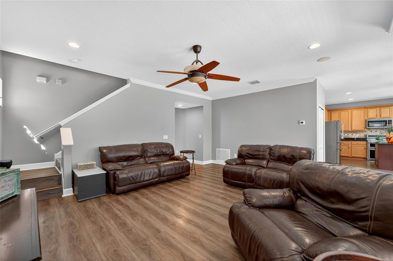 Image 28 of 89 For 8448 Lagerfeld Drive