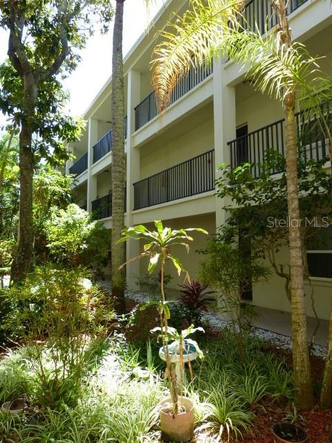 Image 2 of 32 For 2700 Bayshore Boulevard 5301