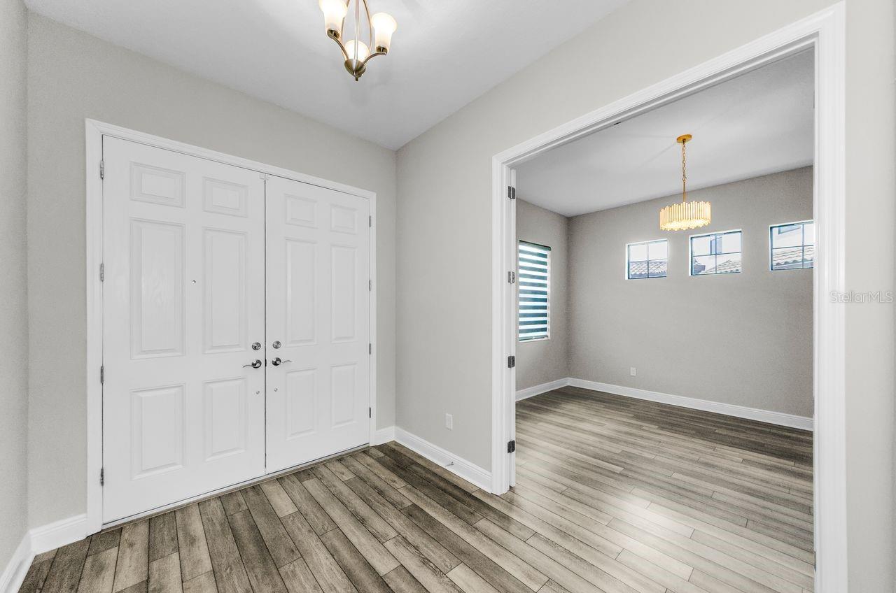 Image 12 of 65 For 291 Mossy River Court