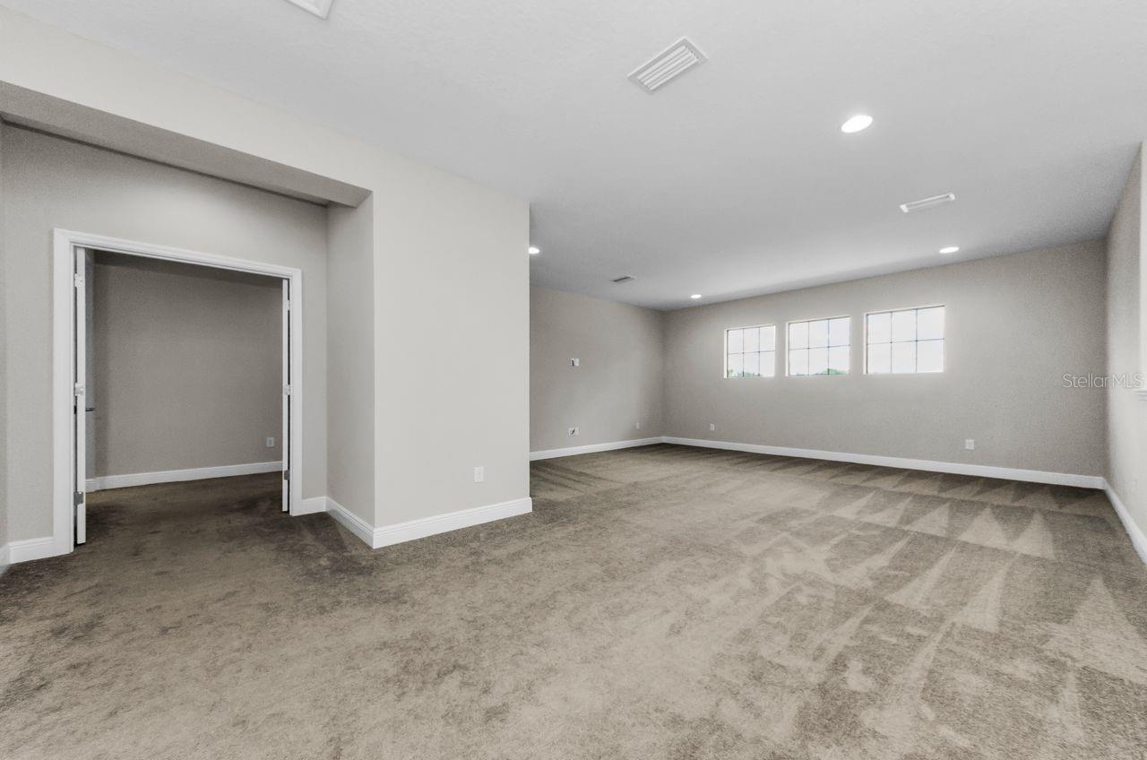 Image 48 of 65 For 291 Mossy River Court