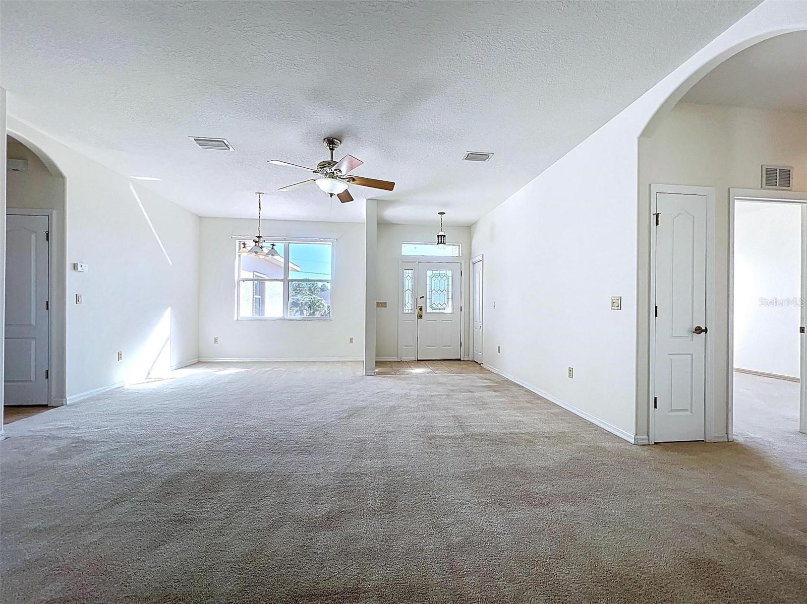 Image 7 of 28 For 5950 Petunia Terrace
