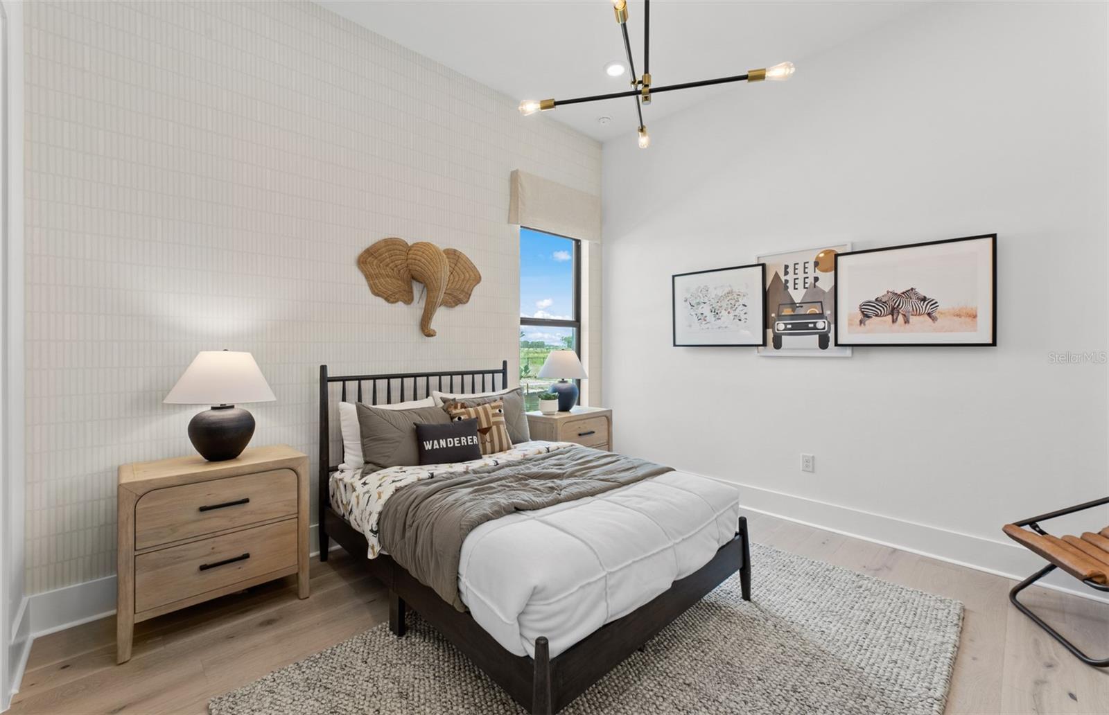 Image 18 of 30 For 26533 Sandy Hill Drive