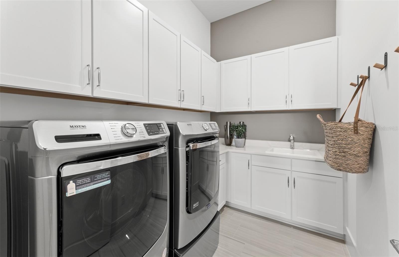 Image 23 of 30 For 26533 Sandy Hill Drive