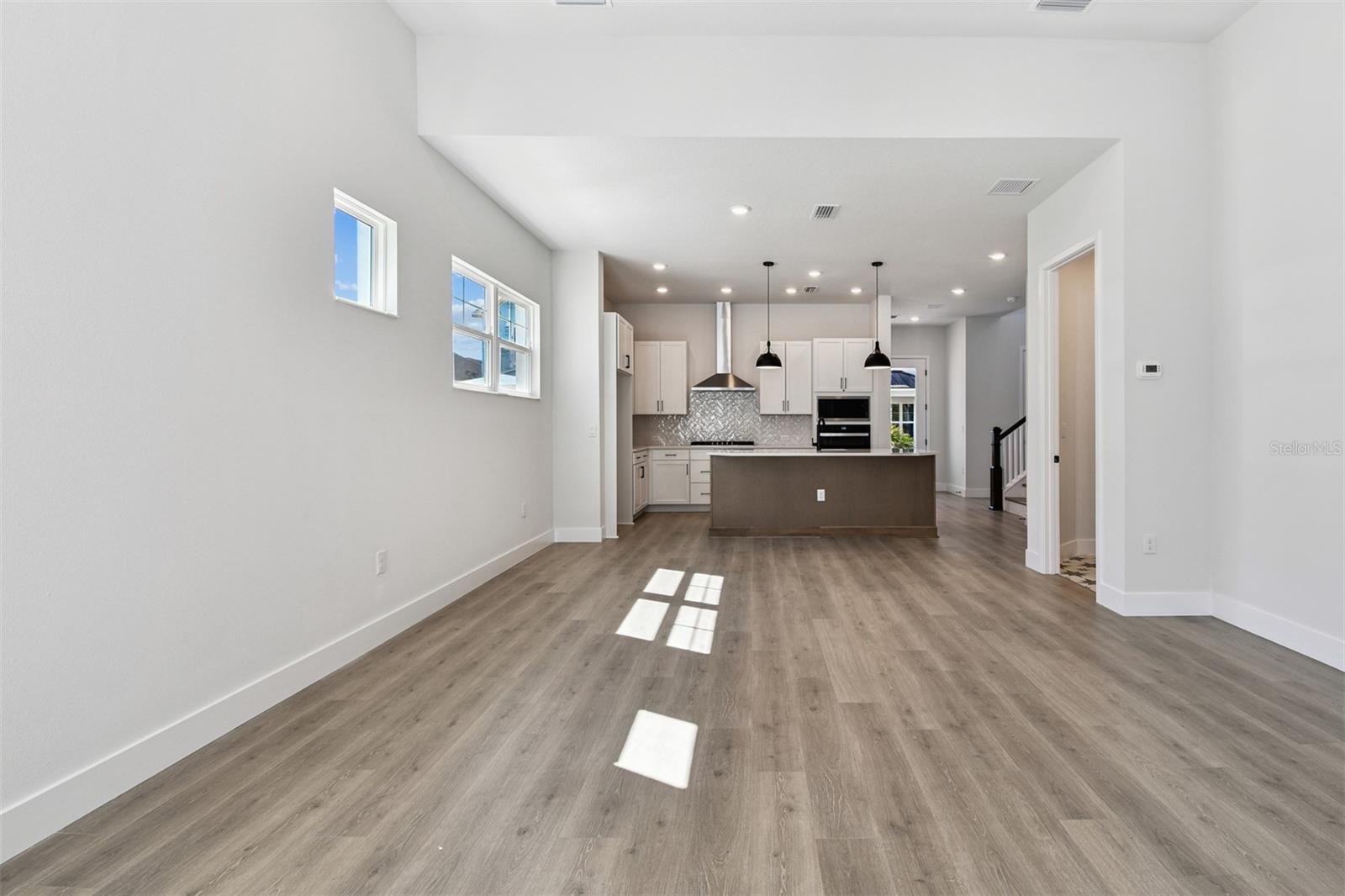 Image 11 of 42 For 7267 Kodiak Lane