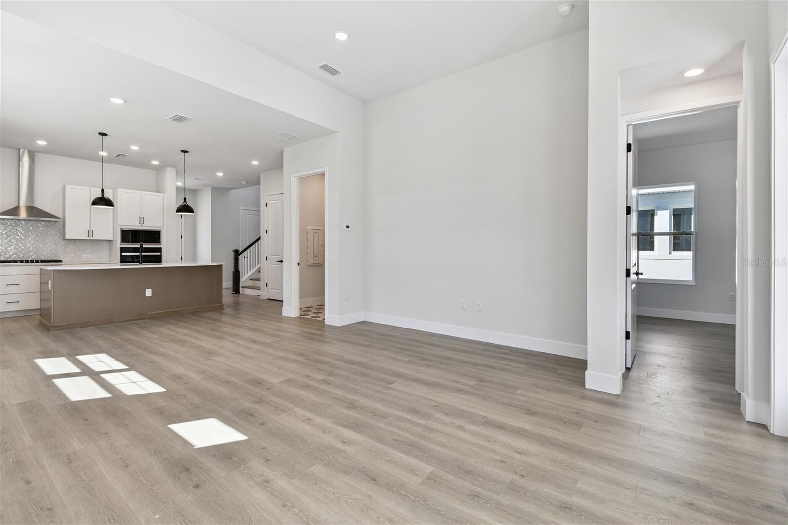 Image 16 of 42 For 7267 Kodiak Lane