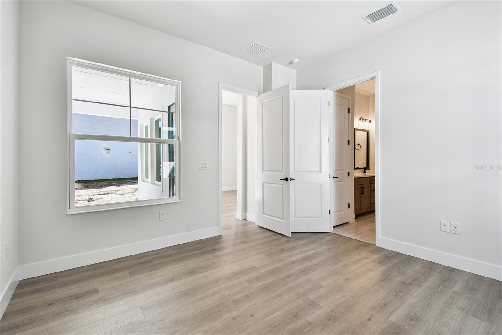 Image 20 of 42 For 7267 Kodiak Lane