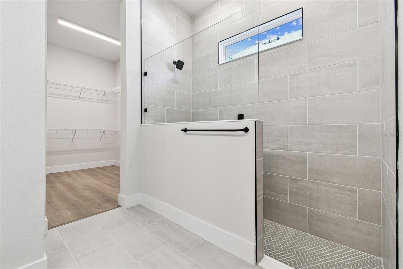 Image 24 of 42 For 7267 Kodiak Lane