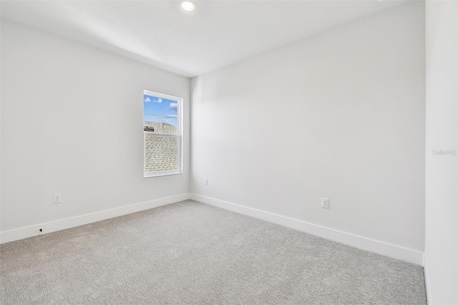 Image 33 of 42 For 7267 Kodiak Lane