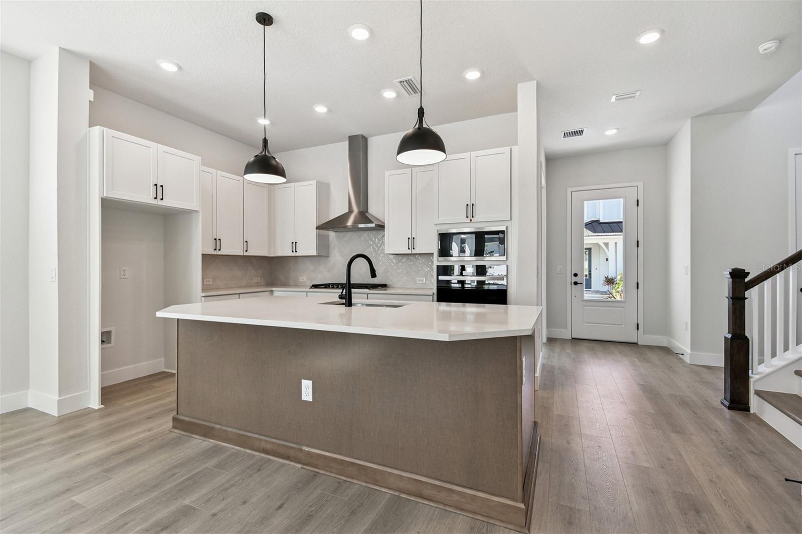 Image 6 of 42 For 7267 Kodiak Lane