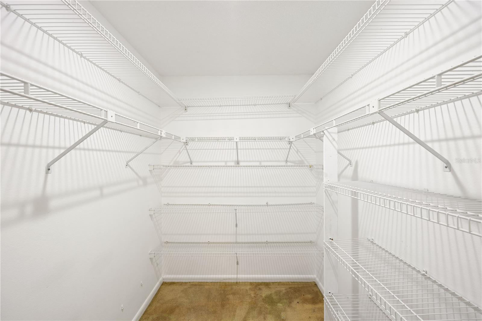 Image 15 of 39 For 702 36th Street