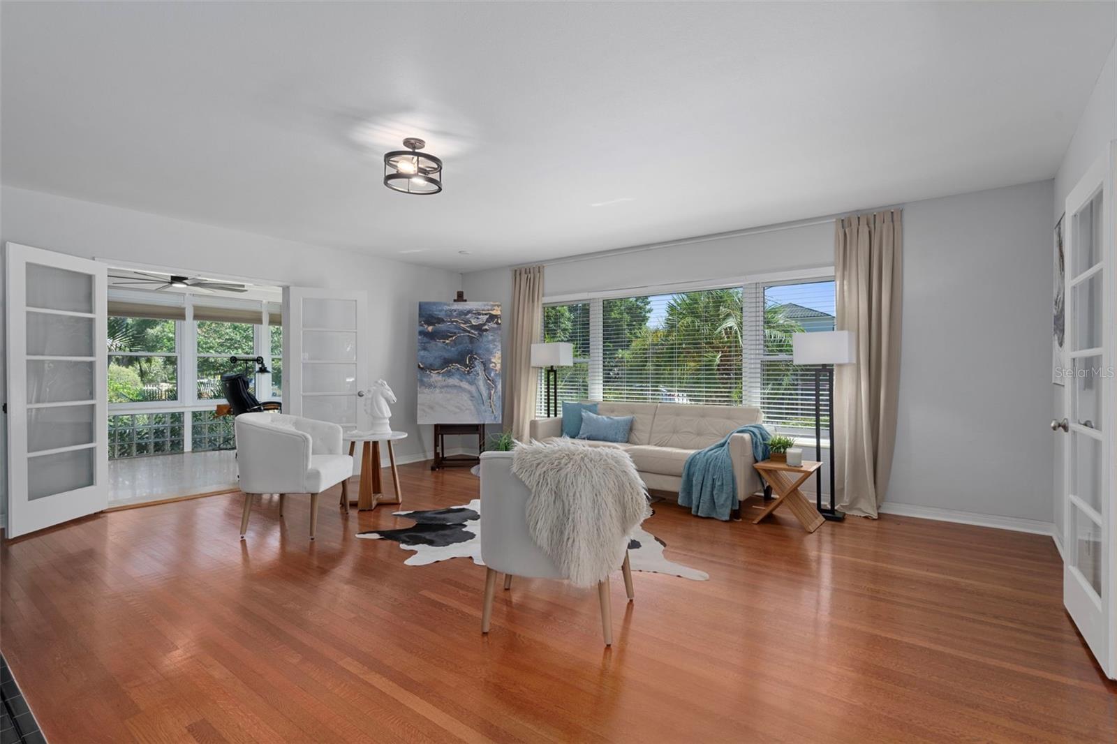 Image 12 of 36 For 105 17th Avenue Ne