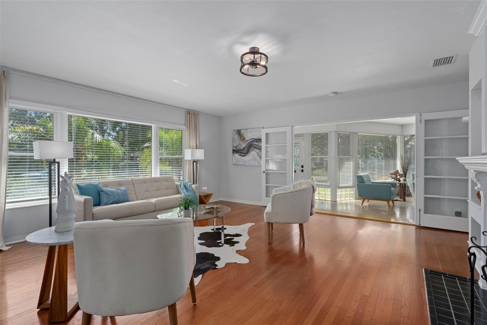 Image 15 of 36 For 105 17th Avenue Ne