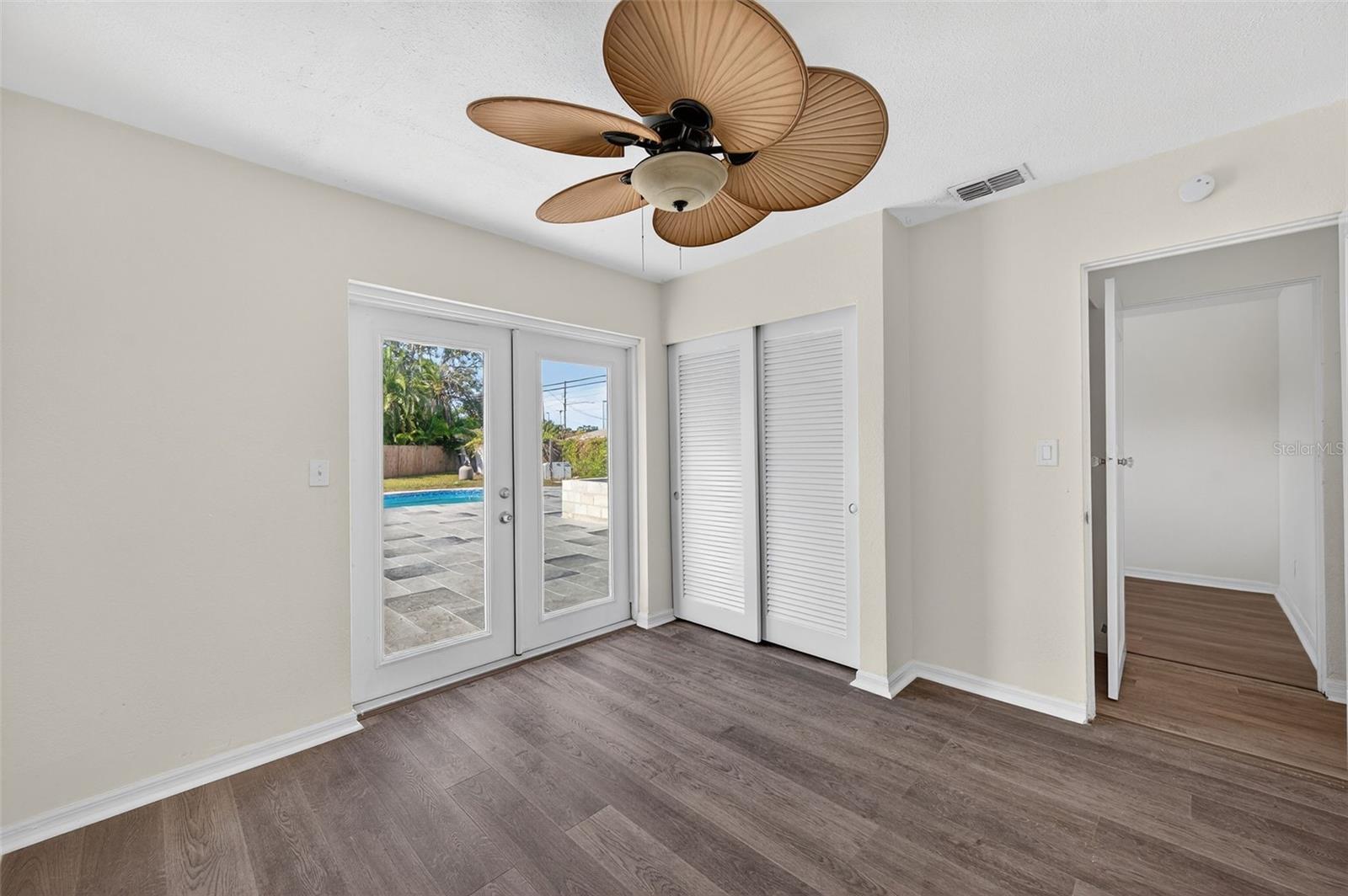 Image 42 of 63 For 5861 85th Terrace N