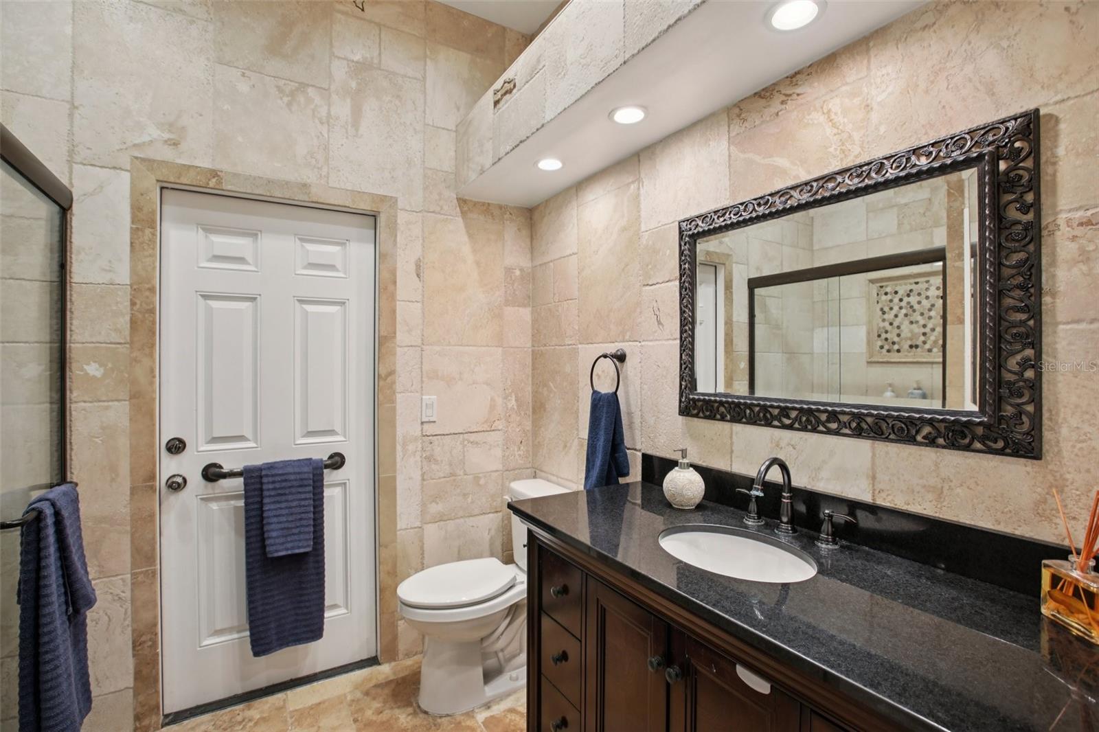 Listing photo id 9 for 1424 Ridge Shore Drive