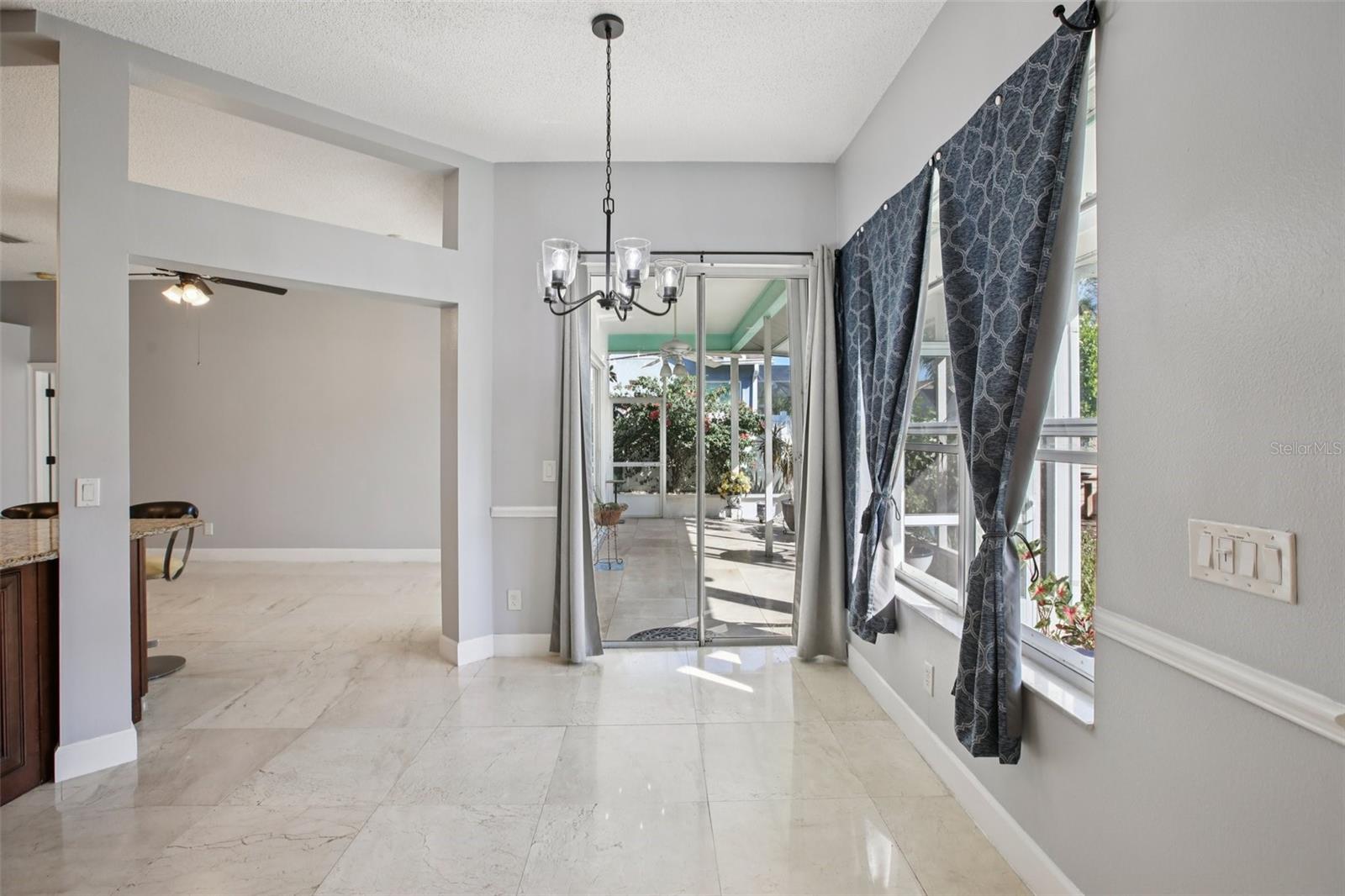 Listing photo id 25 for 1424 Ridge Shore Drive