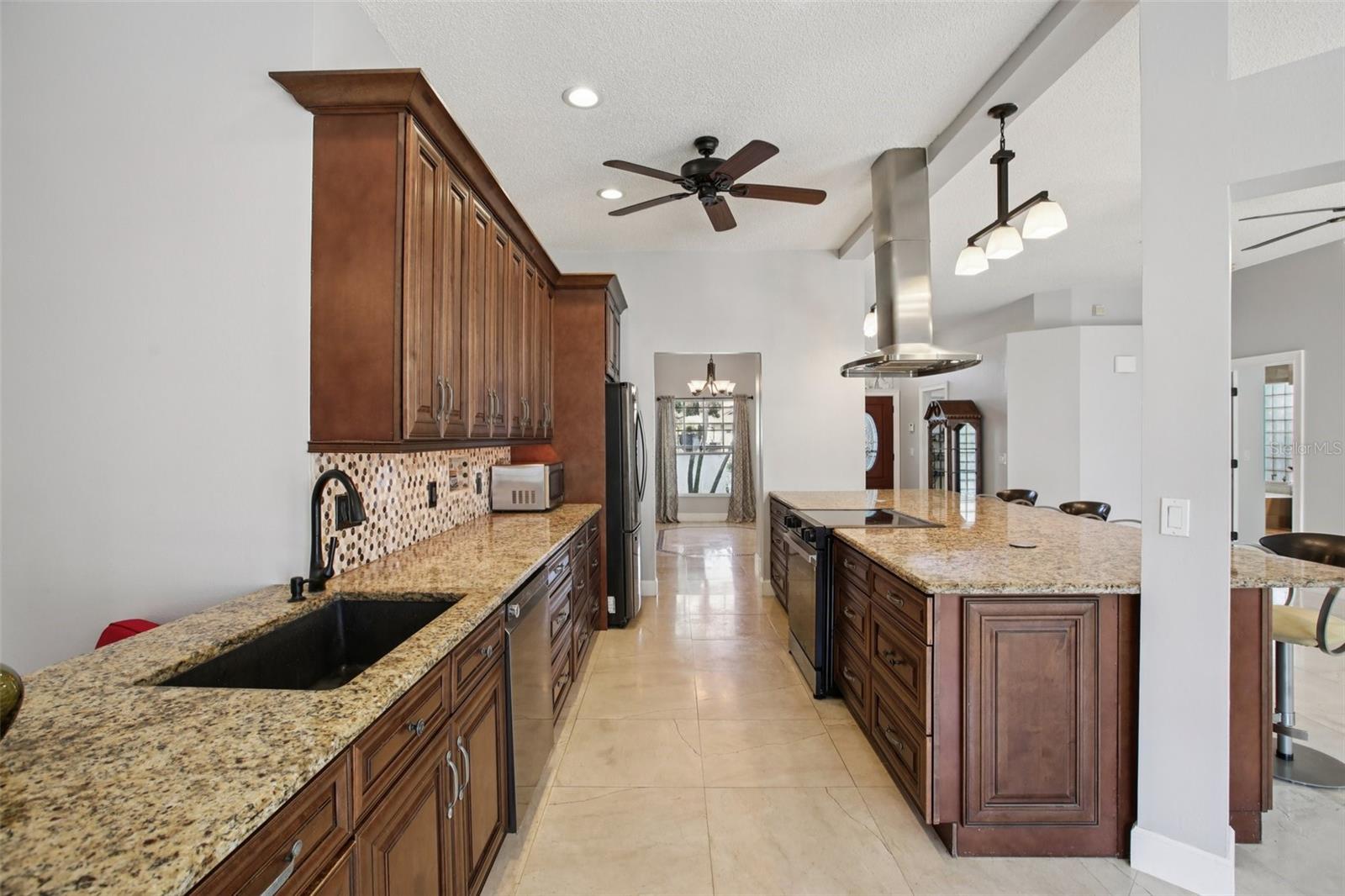 Listing photo id 28 for 1424 Ridge Shore Drive