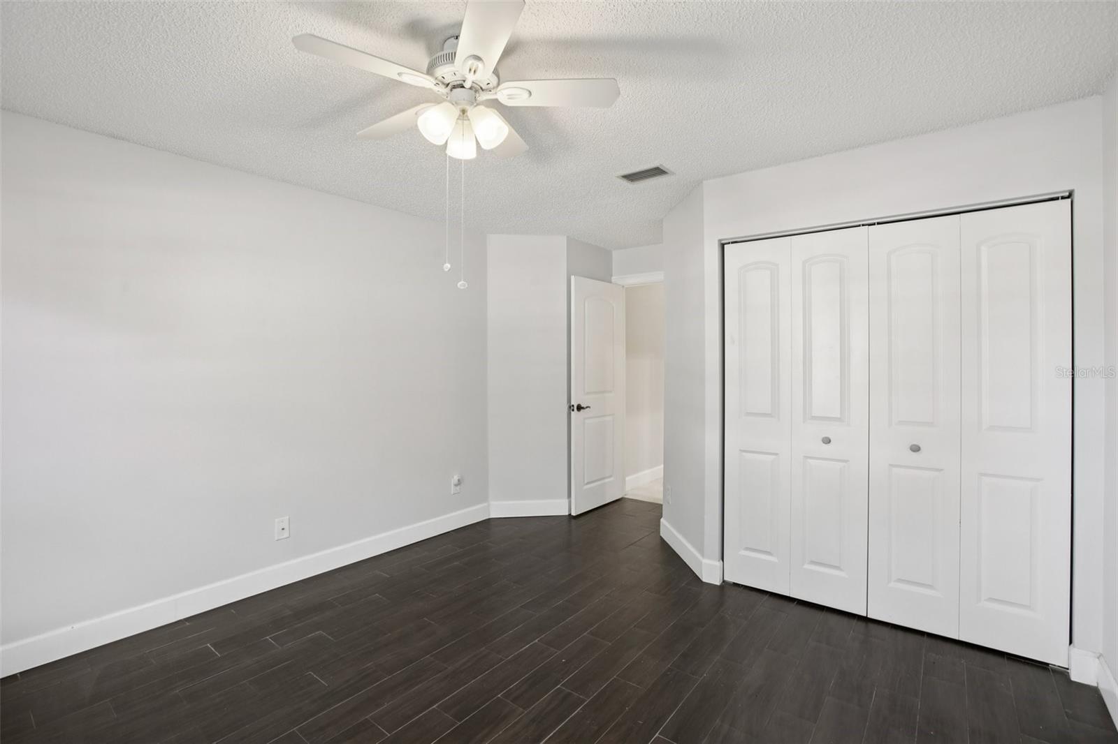 Listing photo id 35 for 1424 Ridge Shore Drive