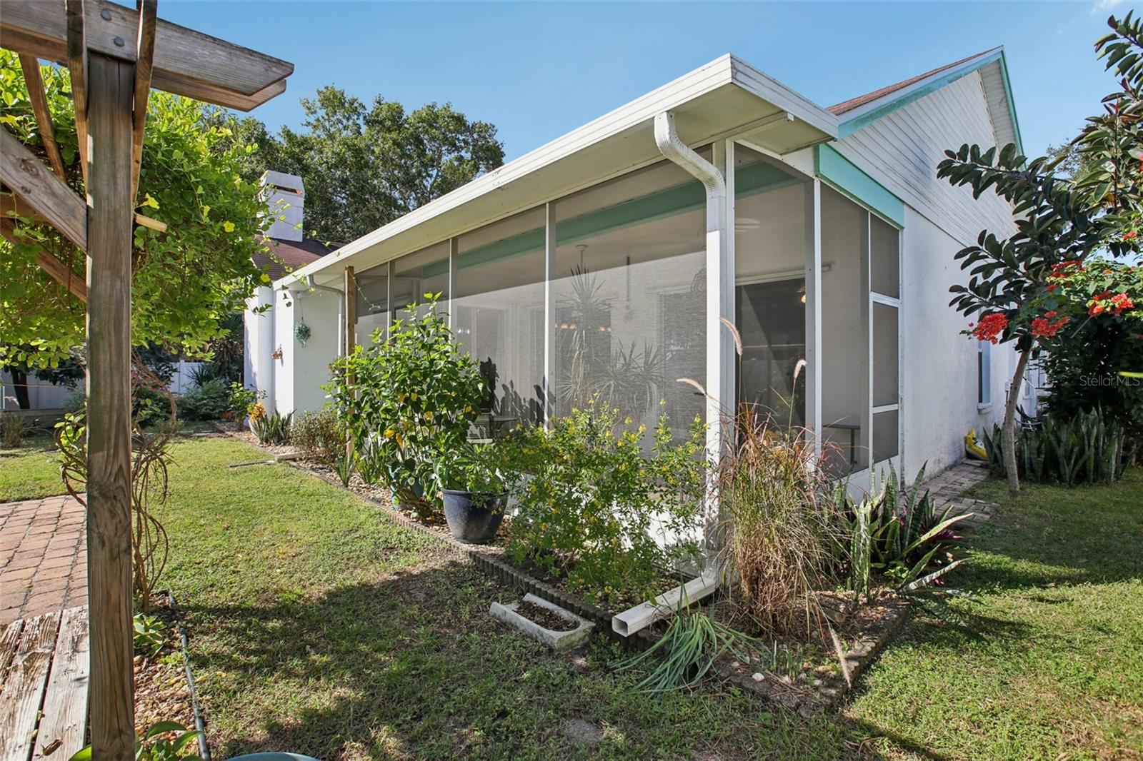 Listing photo id 47 for 1424 Ridge Shore Drive