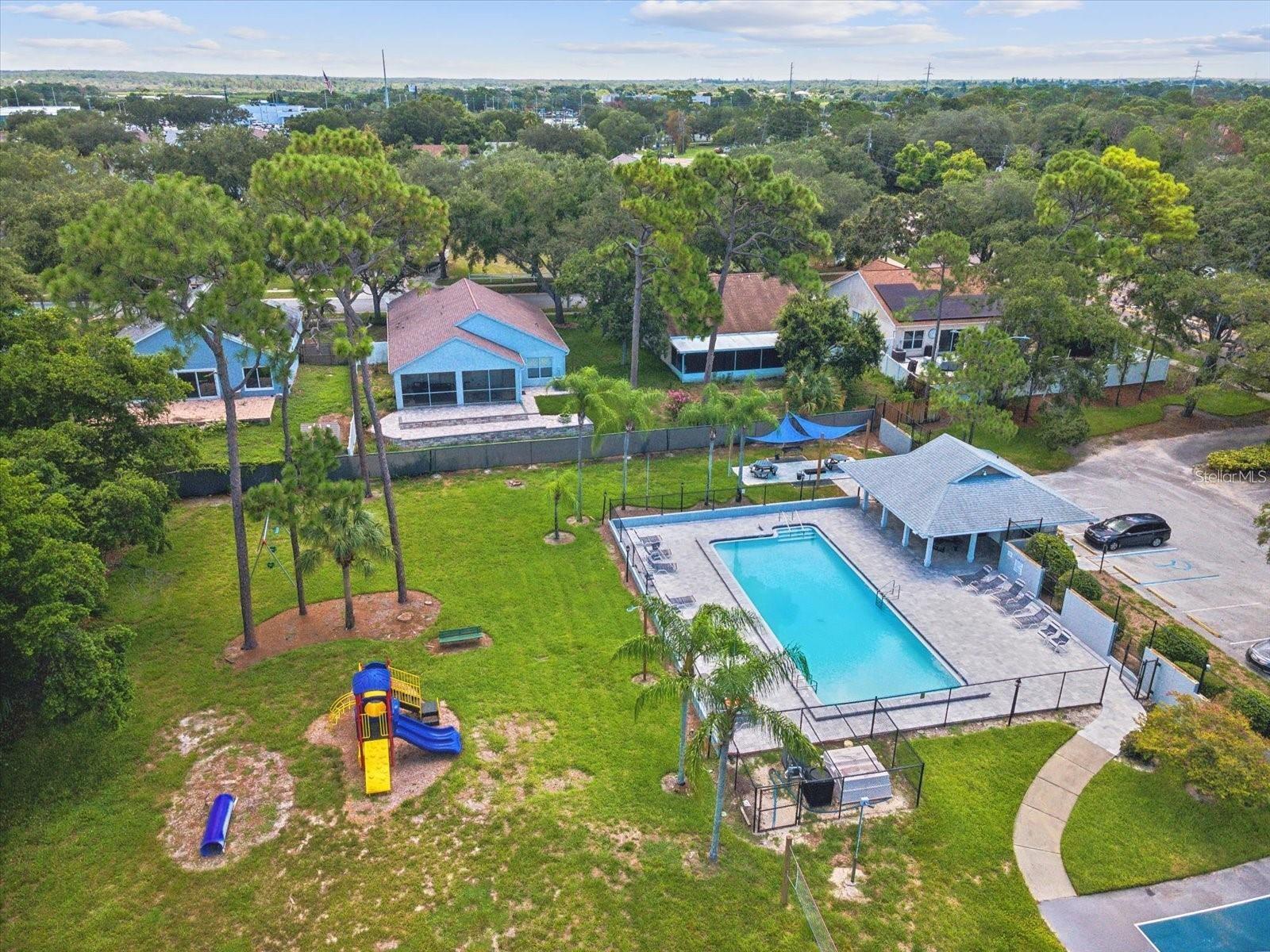 Listing photo id 55 for 1424 Ridge Shore Drive