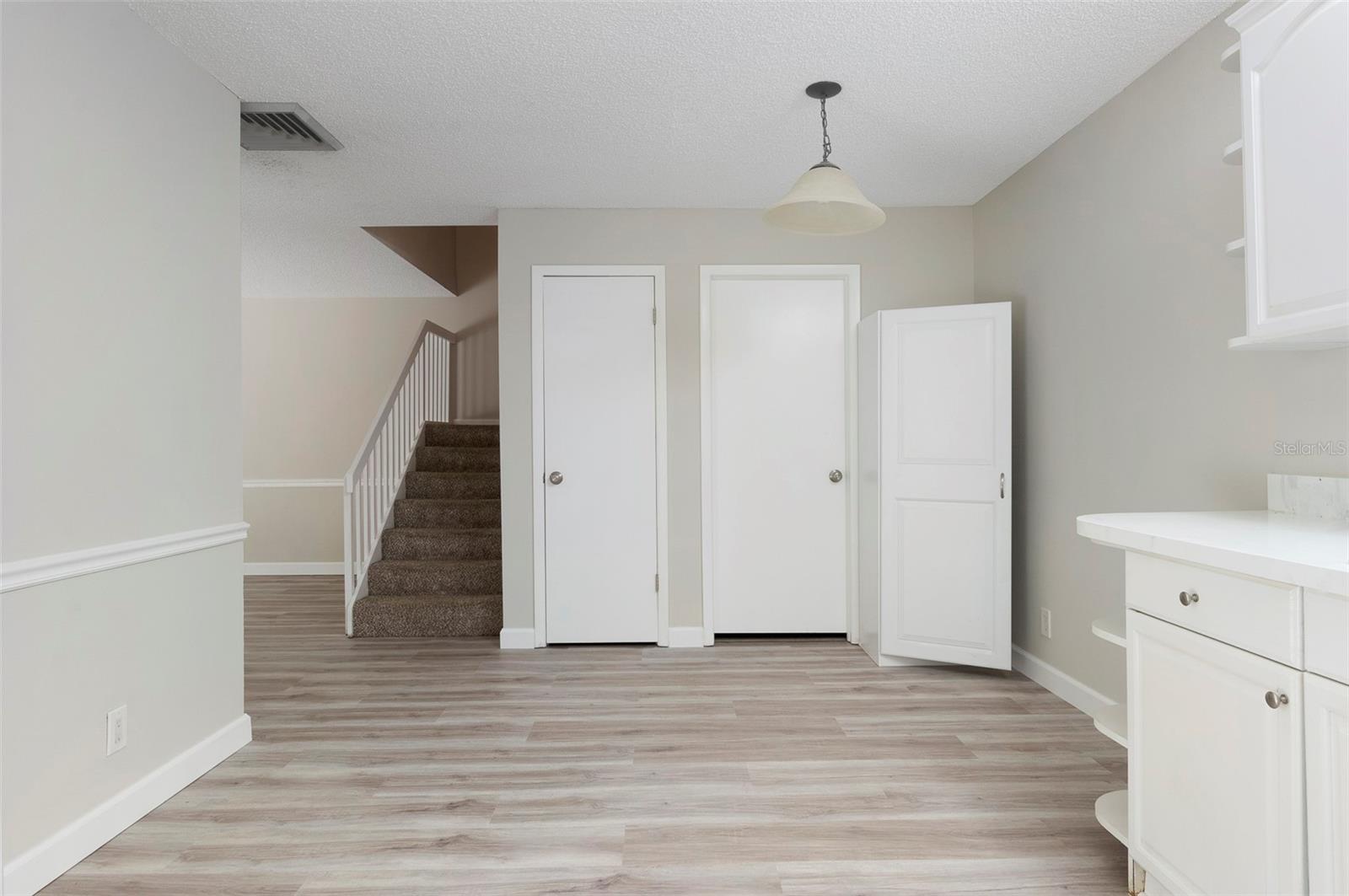 Image 7 of 46 For 2606 6th Court
