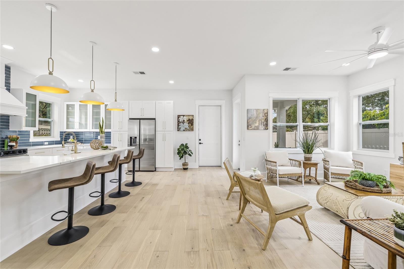 Image 10 of 49 For 726 52nd Avenue N
