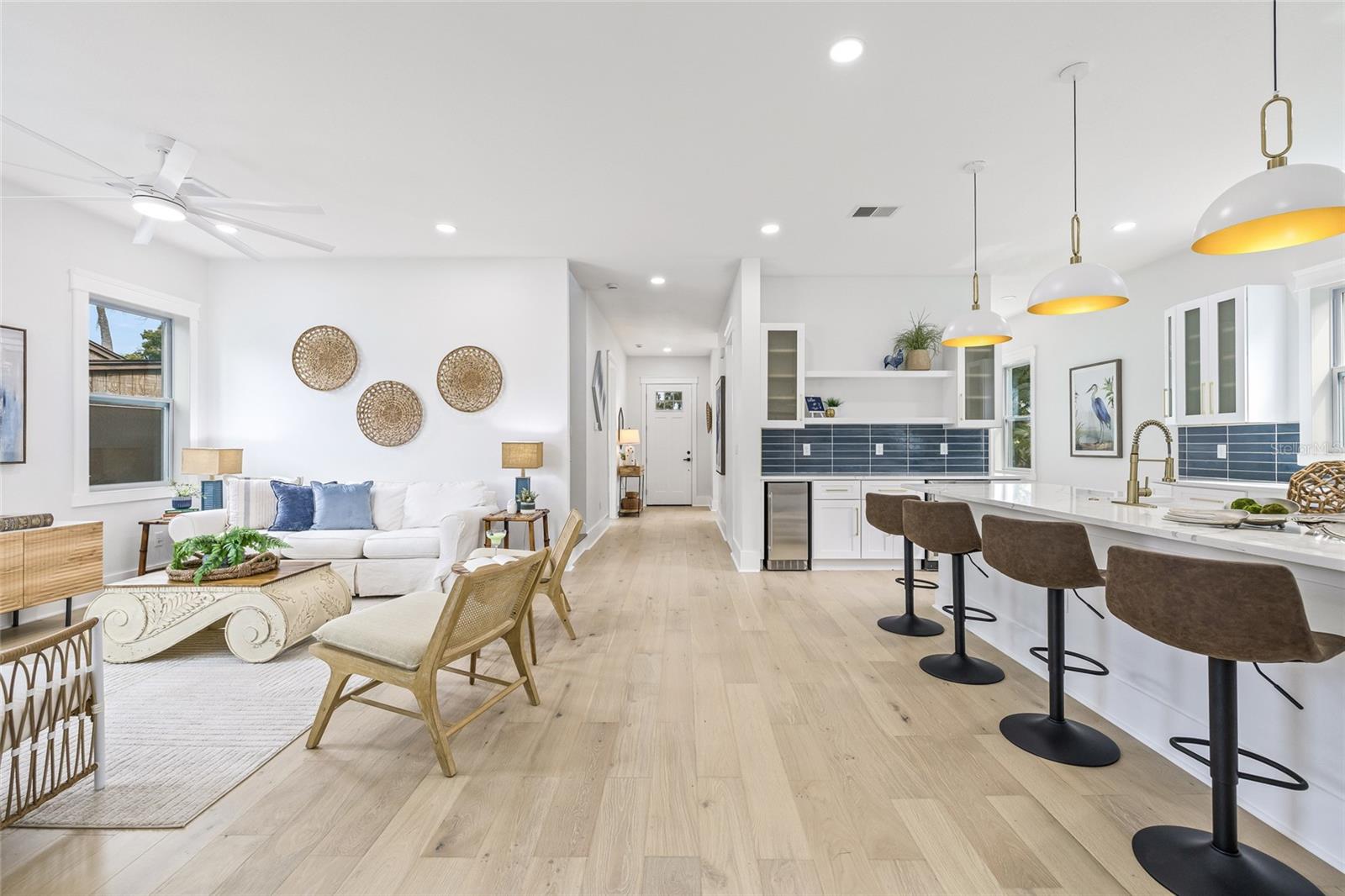 Image 2 of 49 For 726 52nd Avenue N