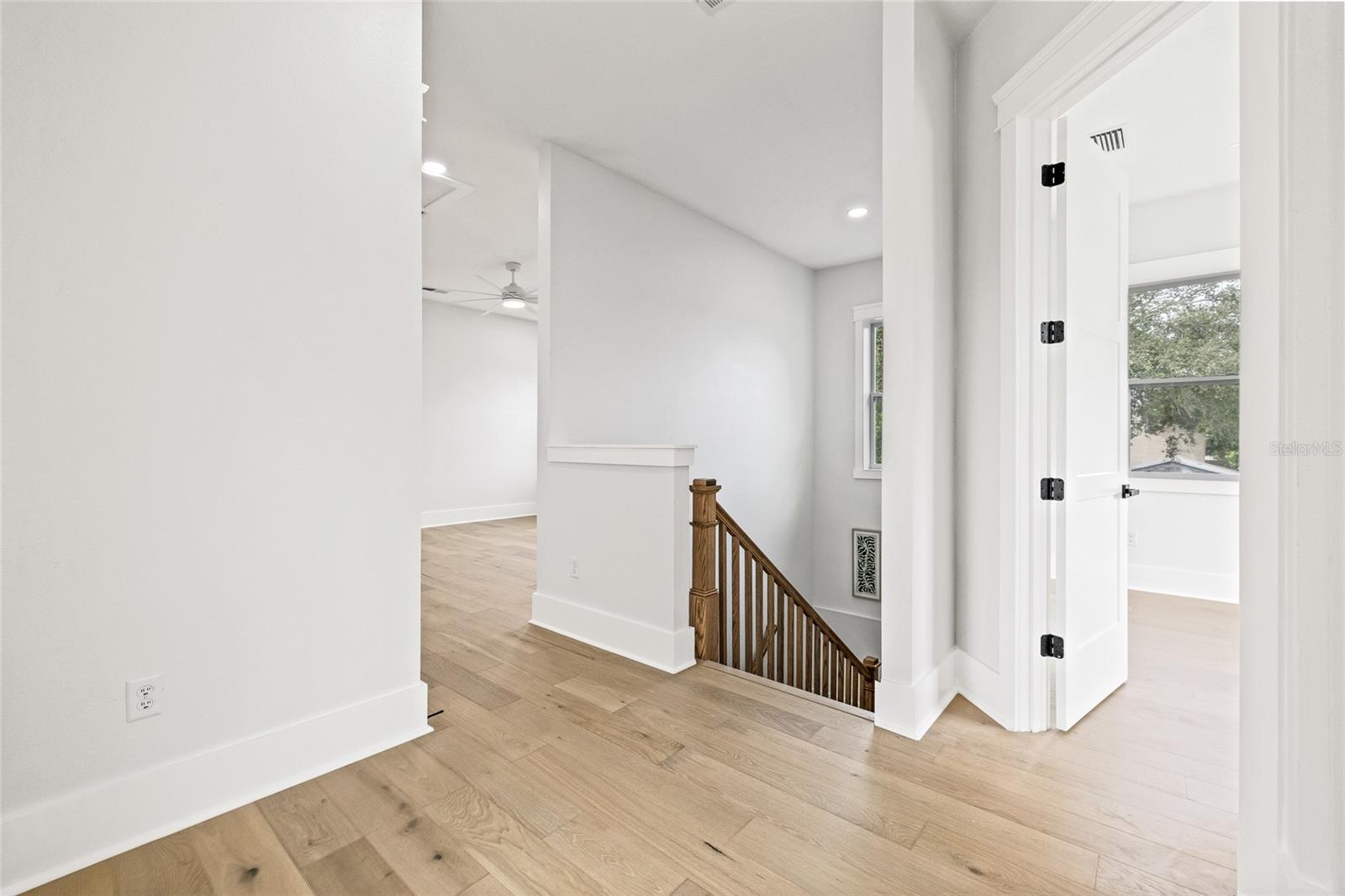 Image 26 of 49 For 726 52nd Avenue N