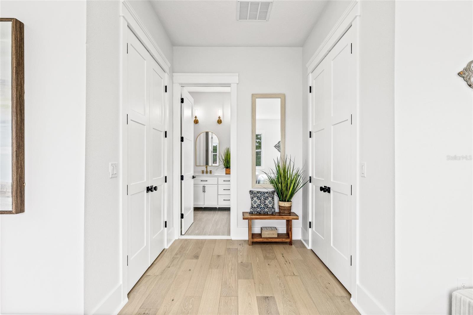 Image 32 of 49 For 726 52nd Avenue N
