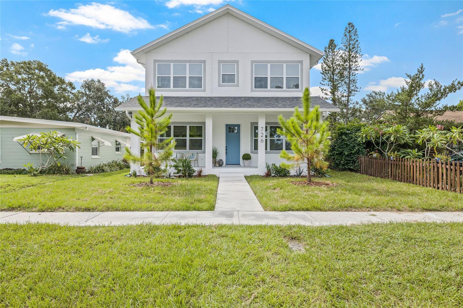 Image 6 of 49 For 726 52nd Avenue N