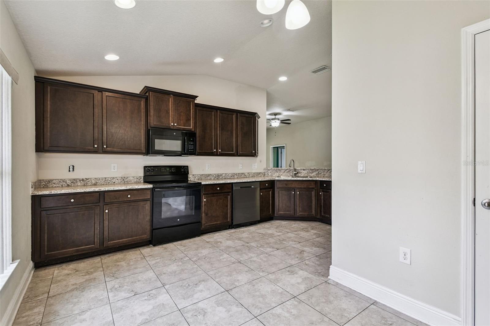 Image 44 of 100 For 8910 52nd Avenue E