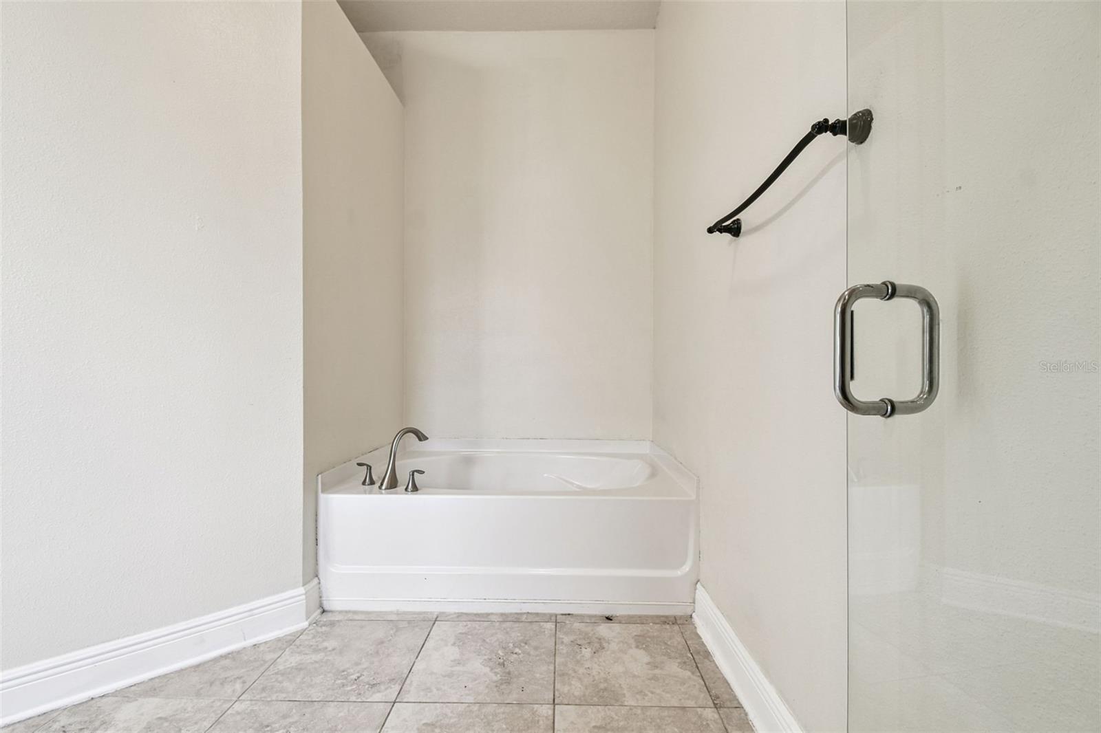 Image 71 of 100 For 8910 52nd Avenue E