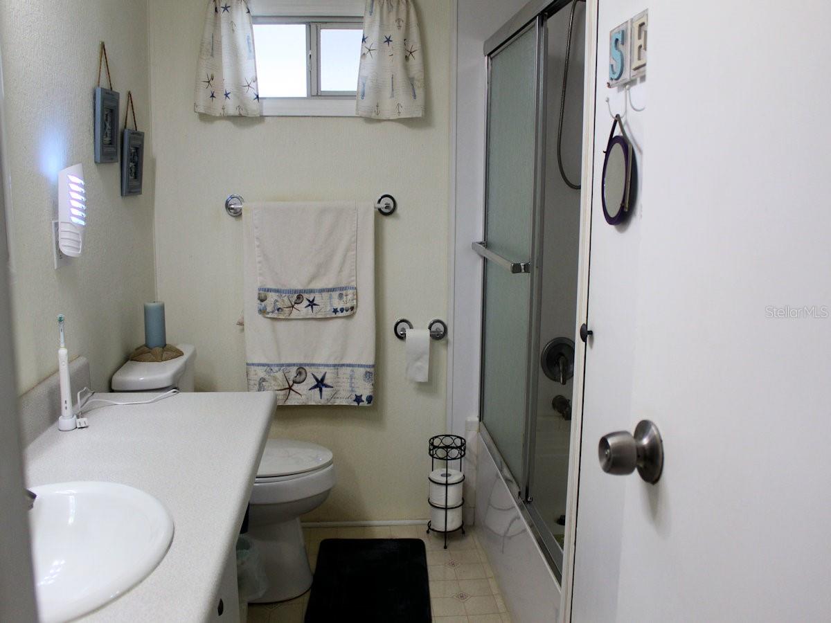 Image 12 of 16 For 69 Thatch Palm Street E