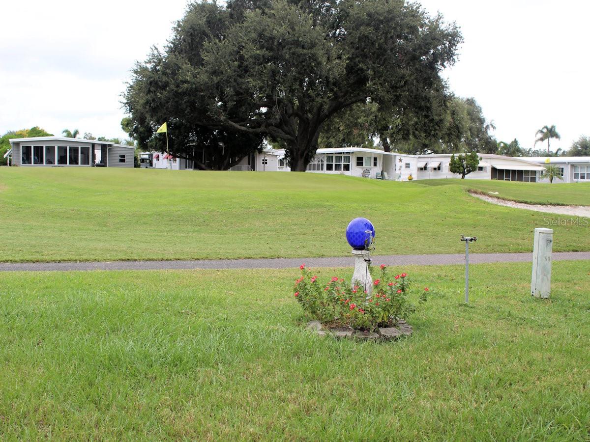 Image 14 of 16 For 69 Thatch Palm Street E