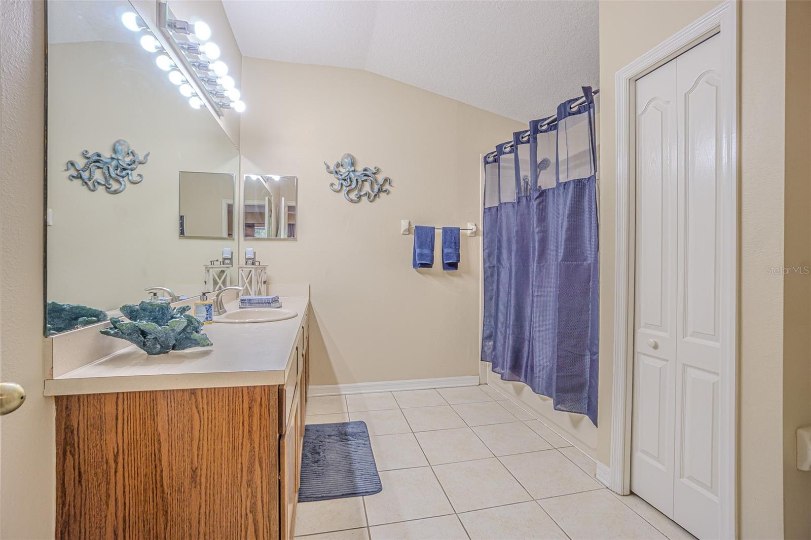 Image 16 of 22 For 3401 High Hampton Circle