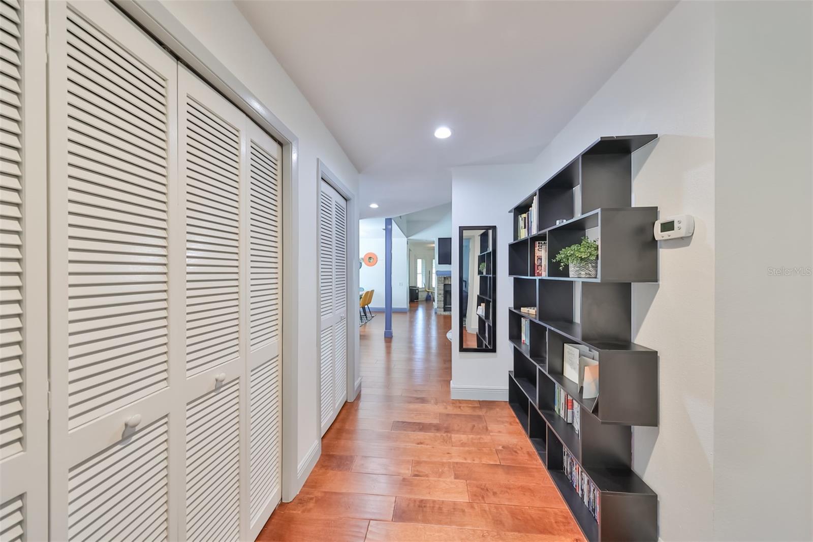 Image 24 of 28 For 3095 Landmark Boulevard 2005