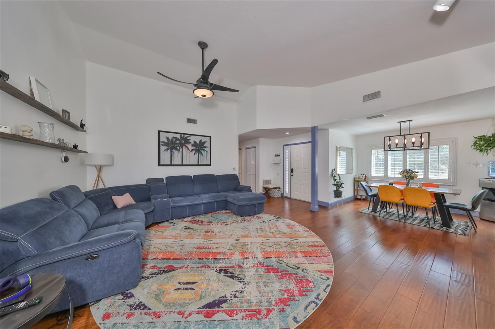 Image 5 of 28 For 3095 Landmark Boulevard 2005