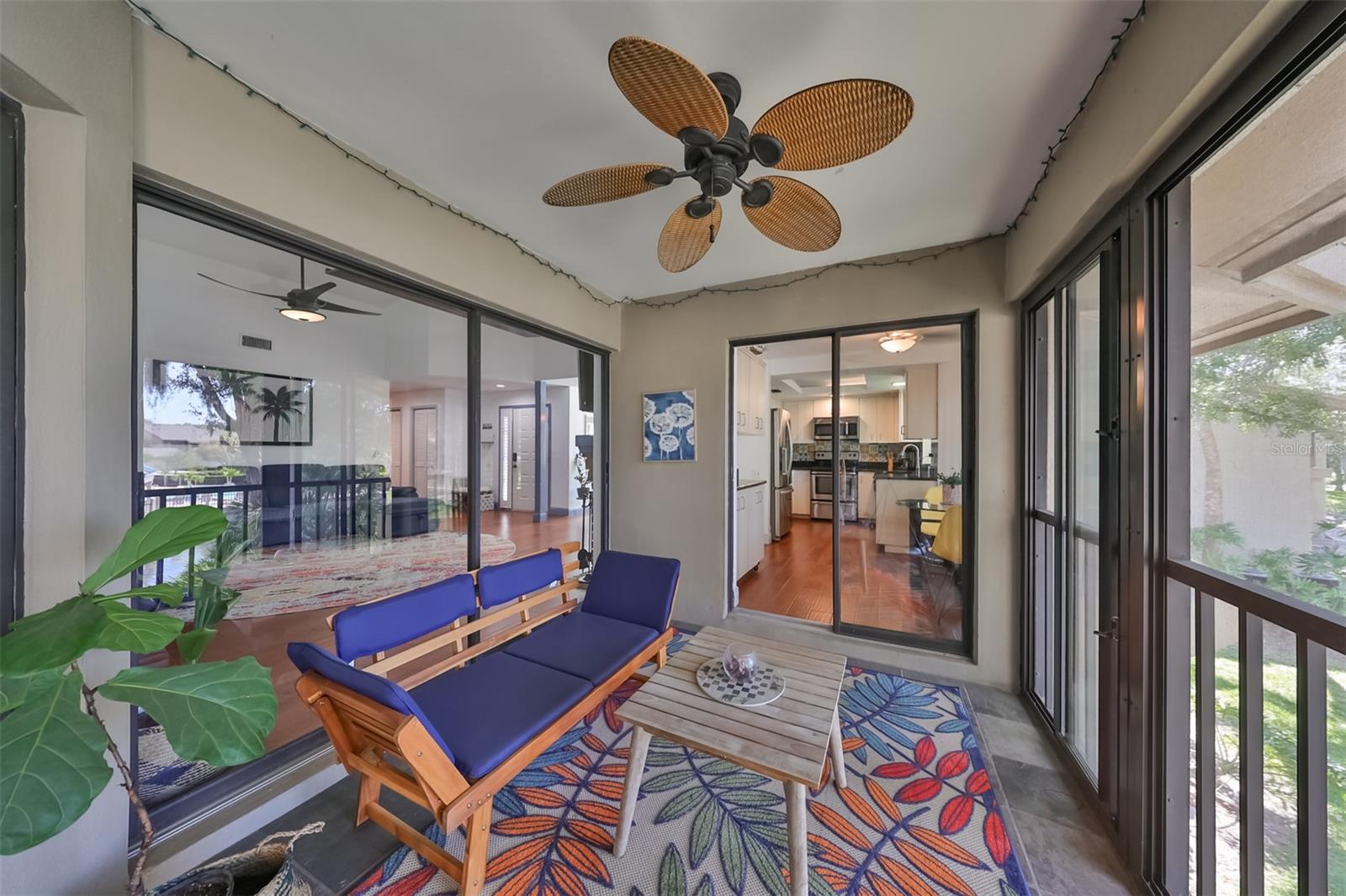 Image 9 of 28 For 3095 Landmark Boulevard 2005