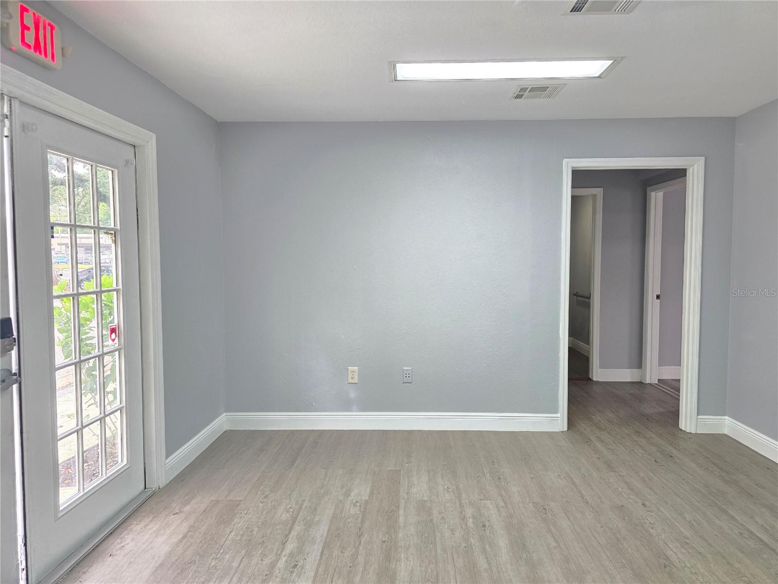 Image 7 of 23 For 7901 Nebraska Avenue 100