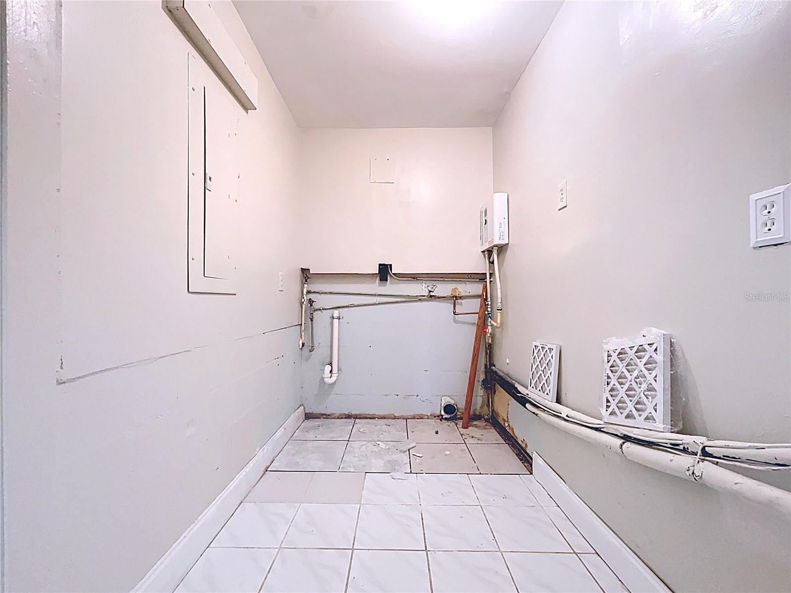 Image 68 of 90 For 6296 62nd Street N