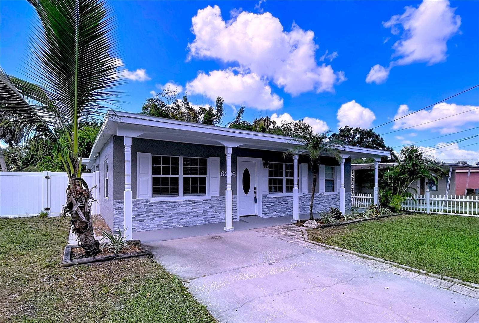 Image 8 of 90 For 6296 62nd Street N
