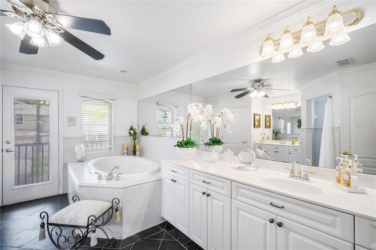 Image 10 of 44 For 5568 Frances Avenue