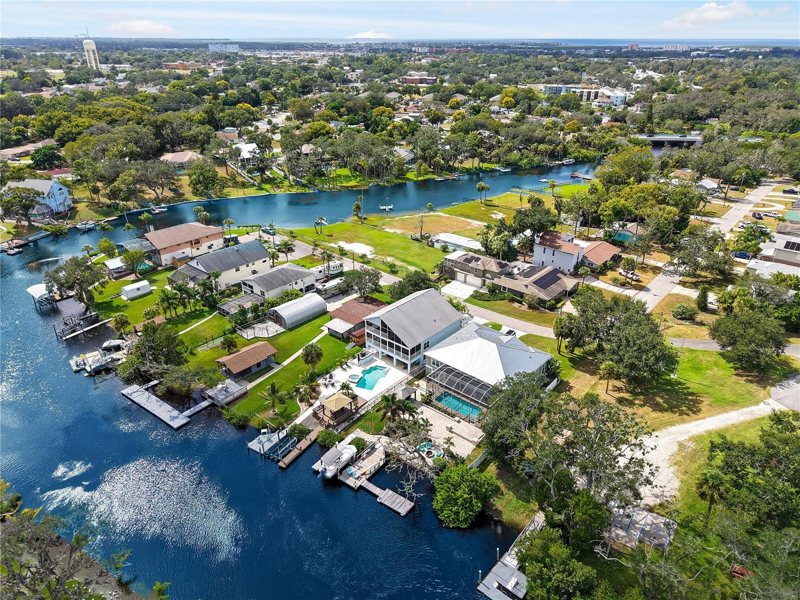 Image 36 of 44 For 5568 Frances Avenue