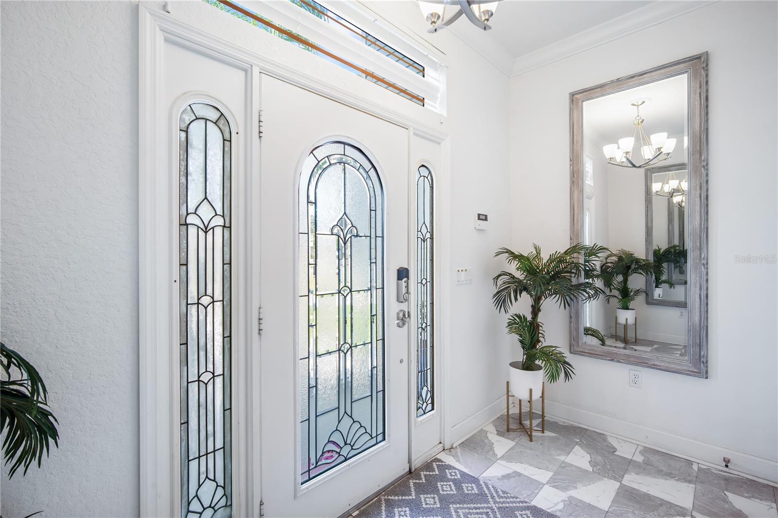 Image 4 of 44 For 5568 Frances Avenue