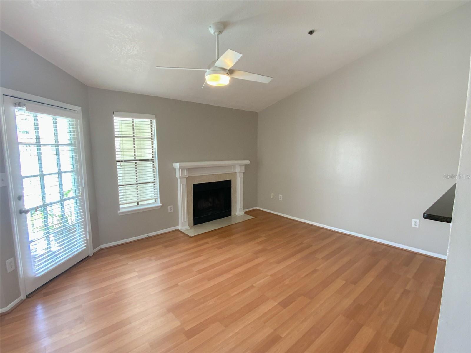 Image 8 of 27 For 1000 Horatio Street 311