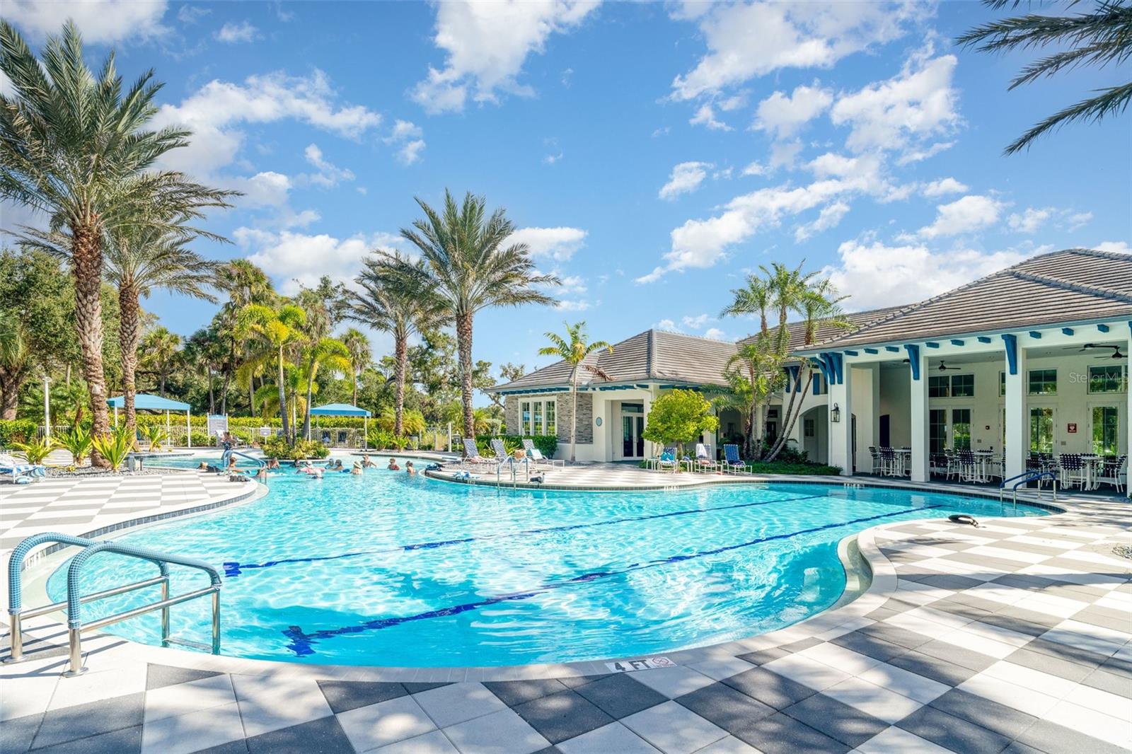 Image 32 of 43 For 12674 Shimmering Oak Circle