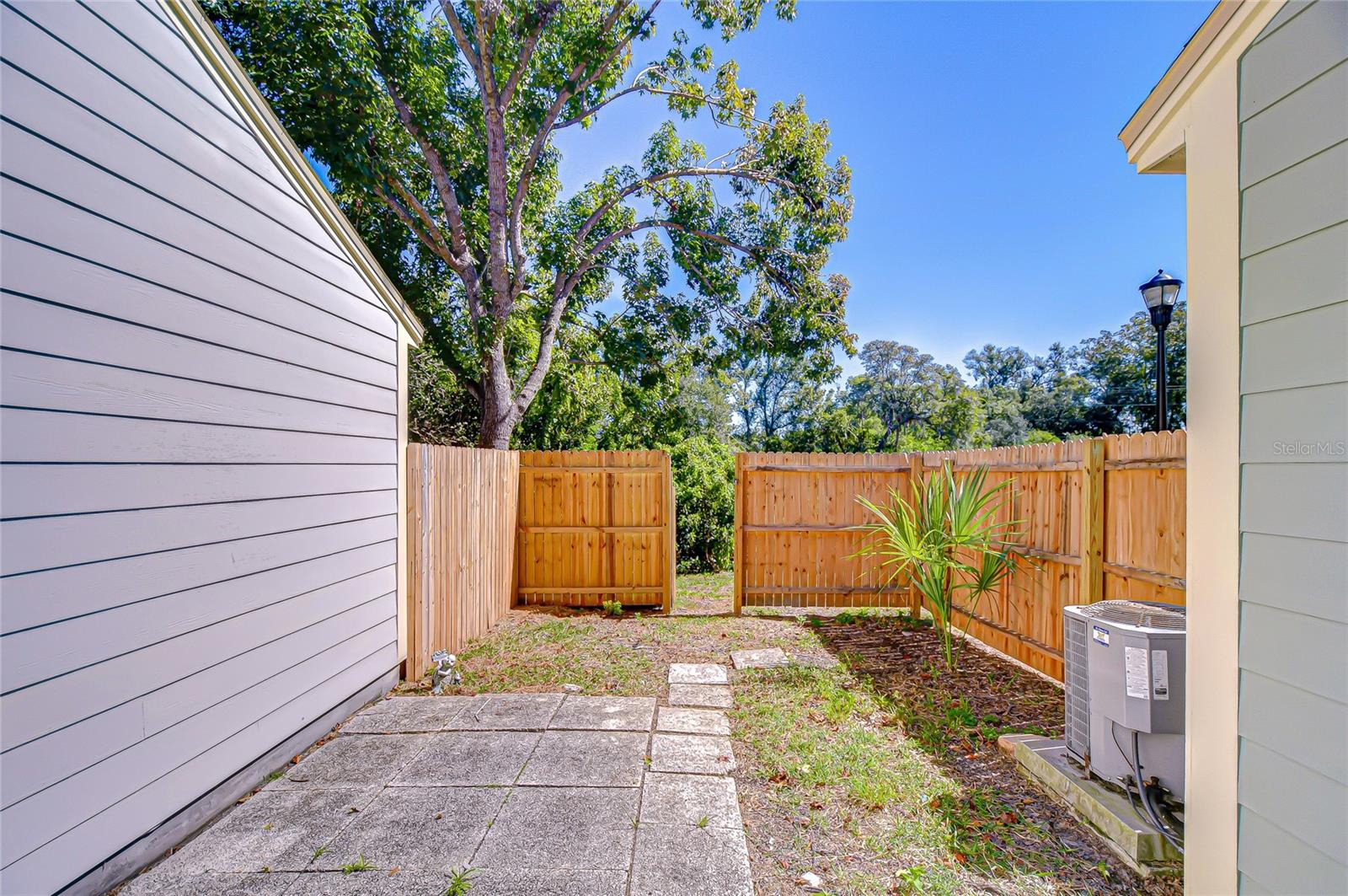 Image 44 of 74 For 13901 Fletchers Mill Drive