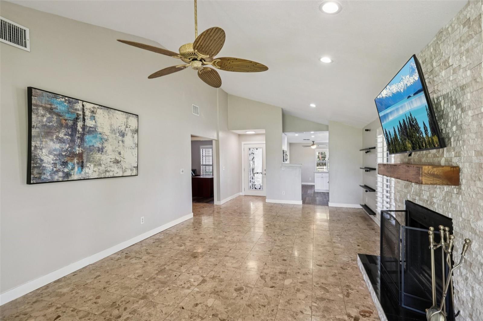 Image 6 of 37 For 4234 Golf Club Lane